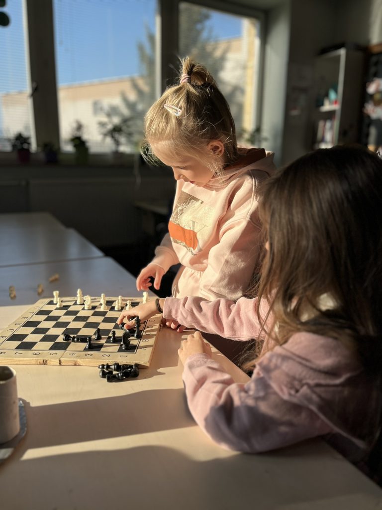 IMG-7963a7426de6e191b0aa365797fc47f5-V